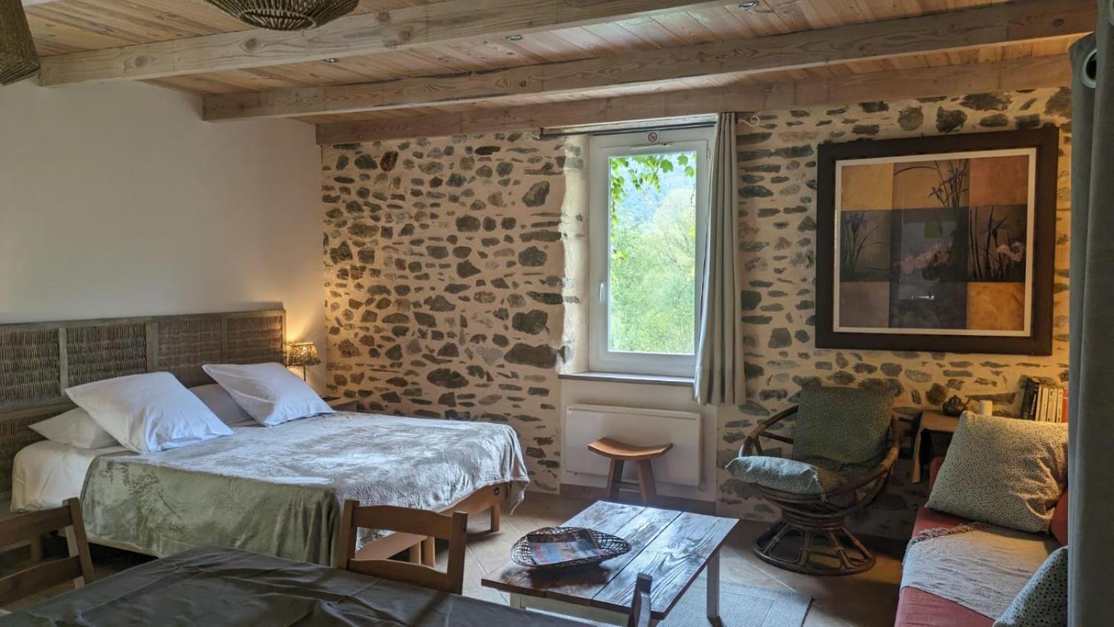 Bed and Breakfast Les Jardins De Lumiere Brusque Exteriér fotografie