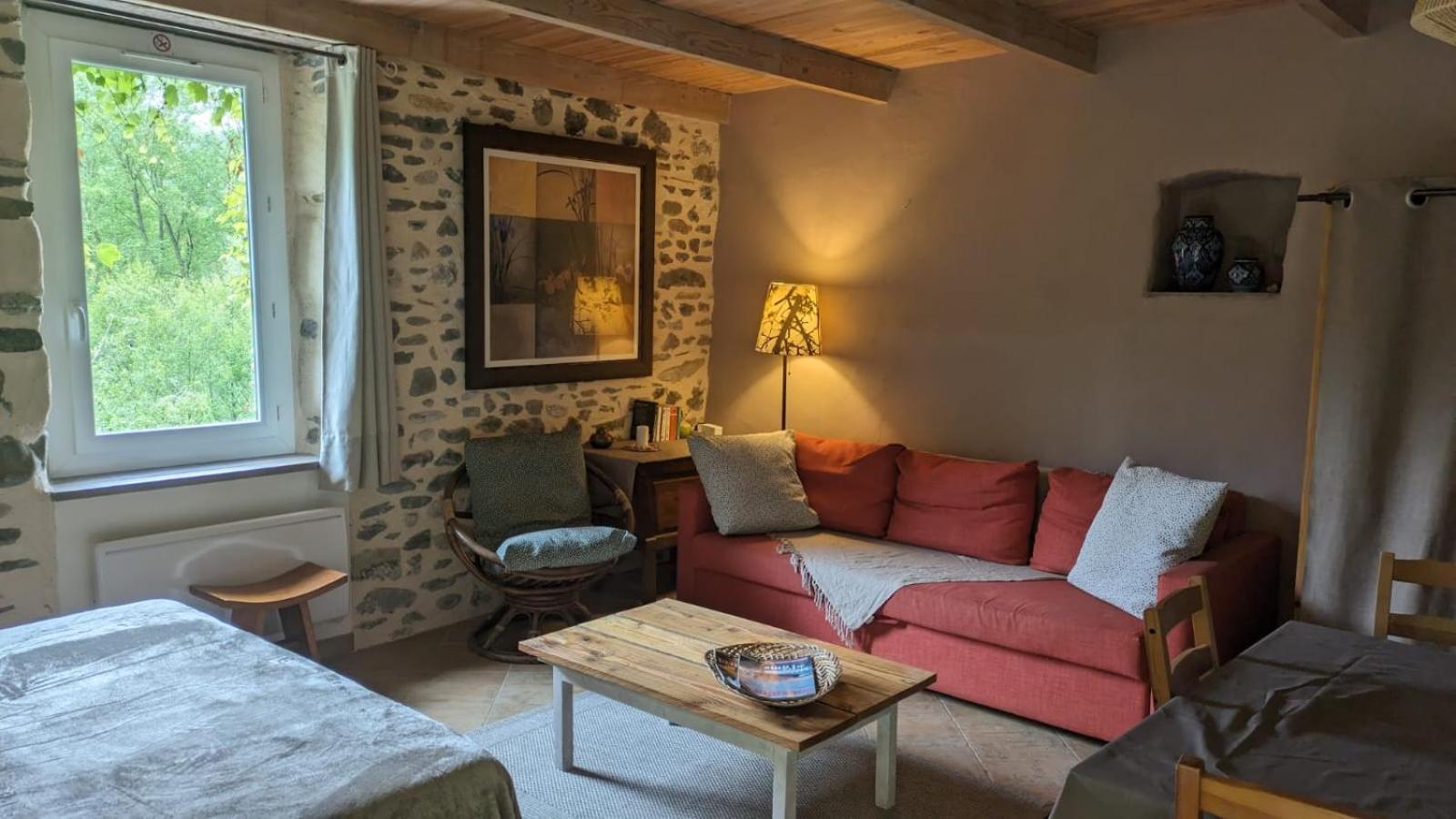 Bed and Breakfast Les Jardins De Lumiere Brusque Exteriér fotografie